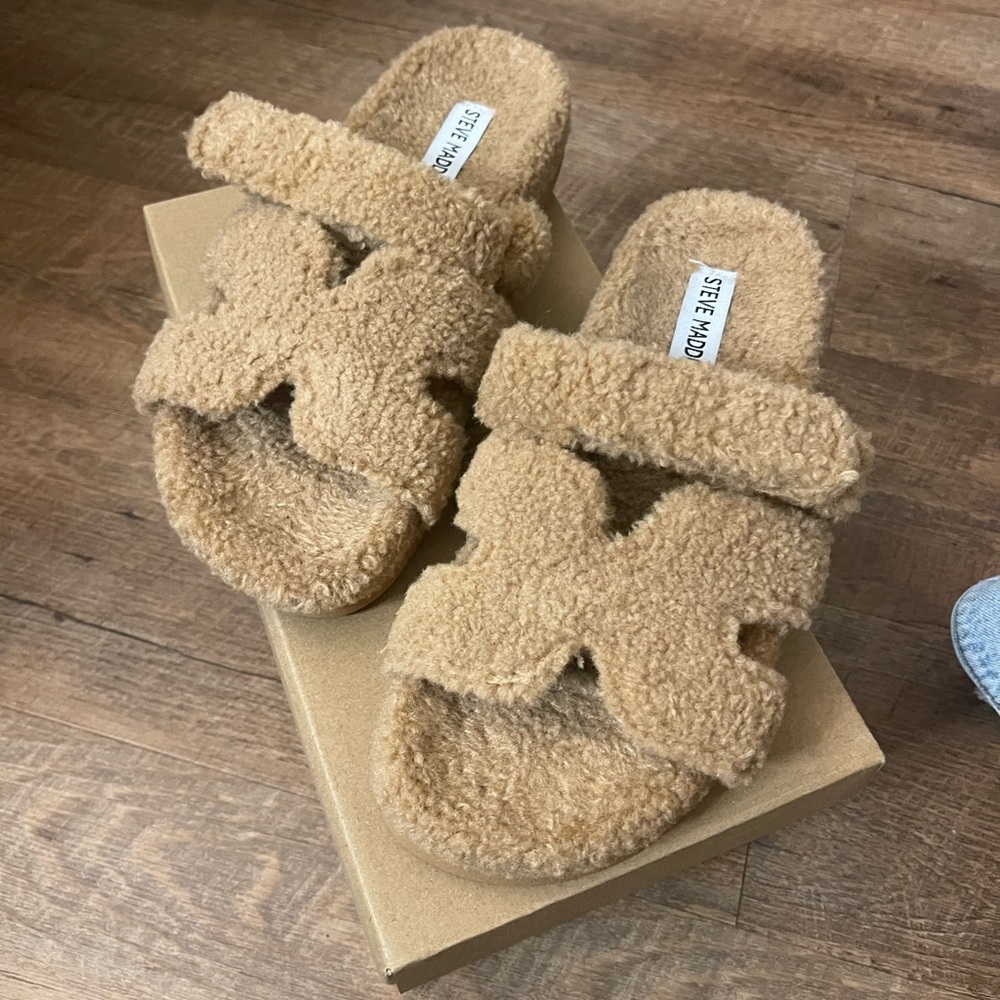 Steve Madden Sherpa Slides
